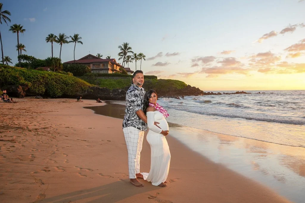 Maternity-Photo-Session-Maui-03.jpg