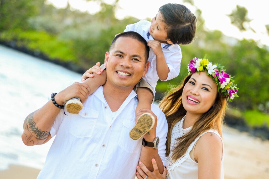 Beach Photo Session in Hawaii: What To Wear?