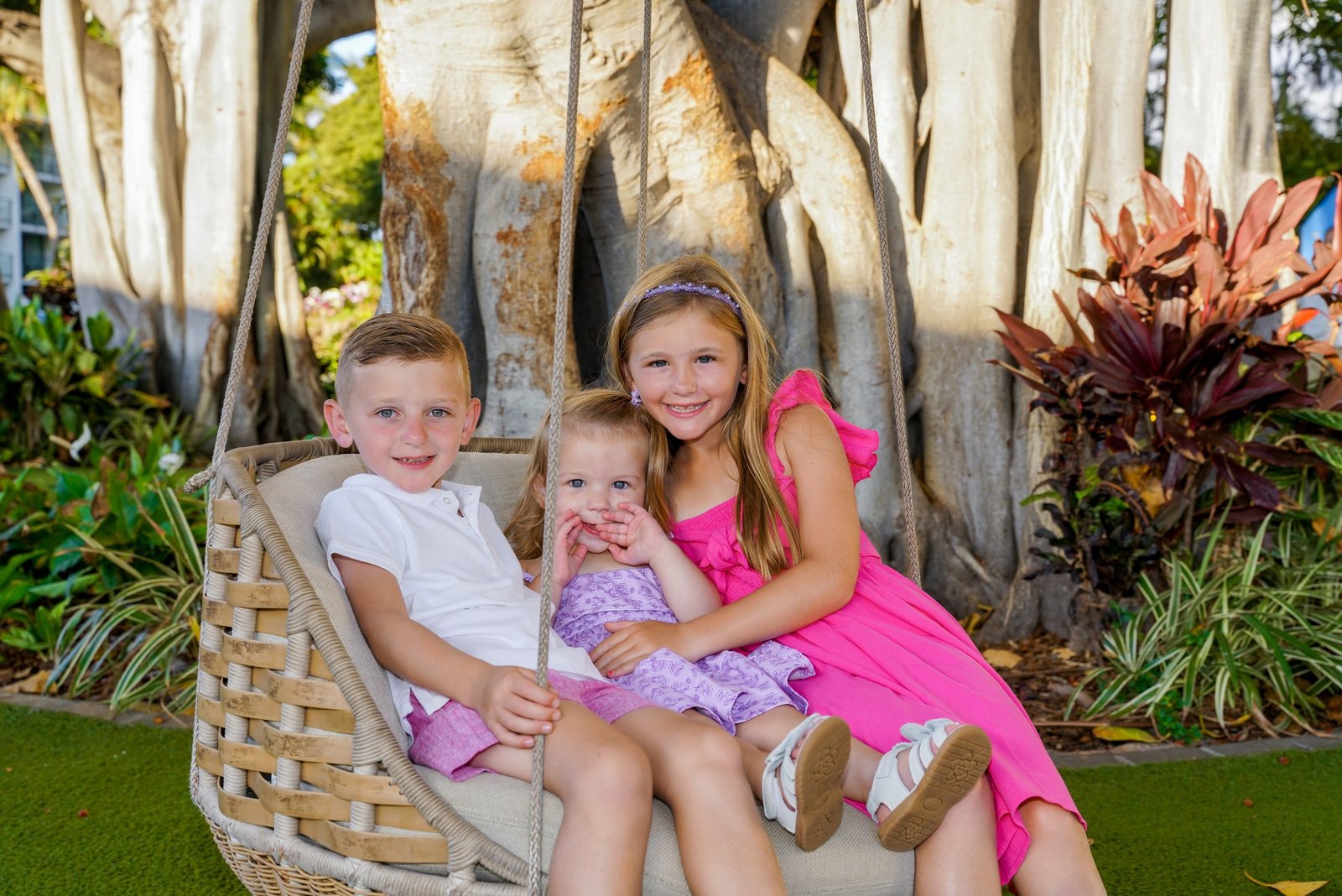 Children portrait session at Wailea Beach Resort